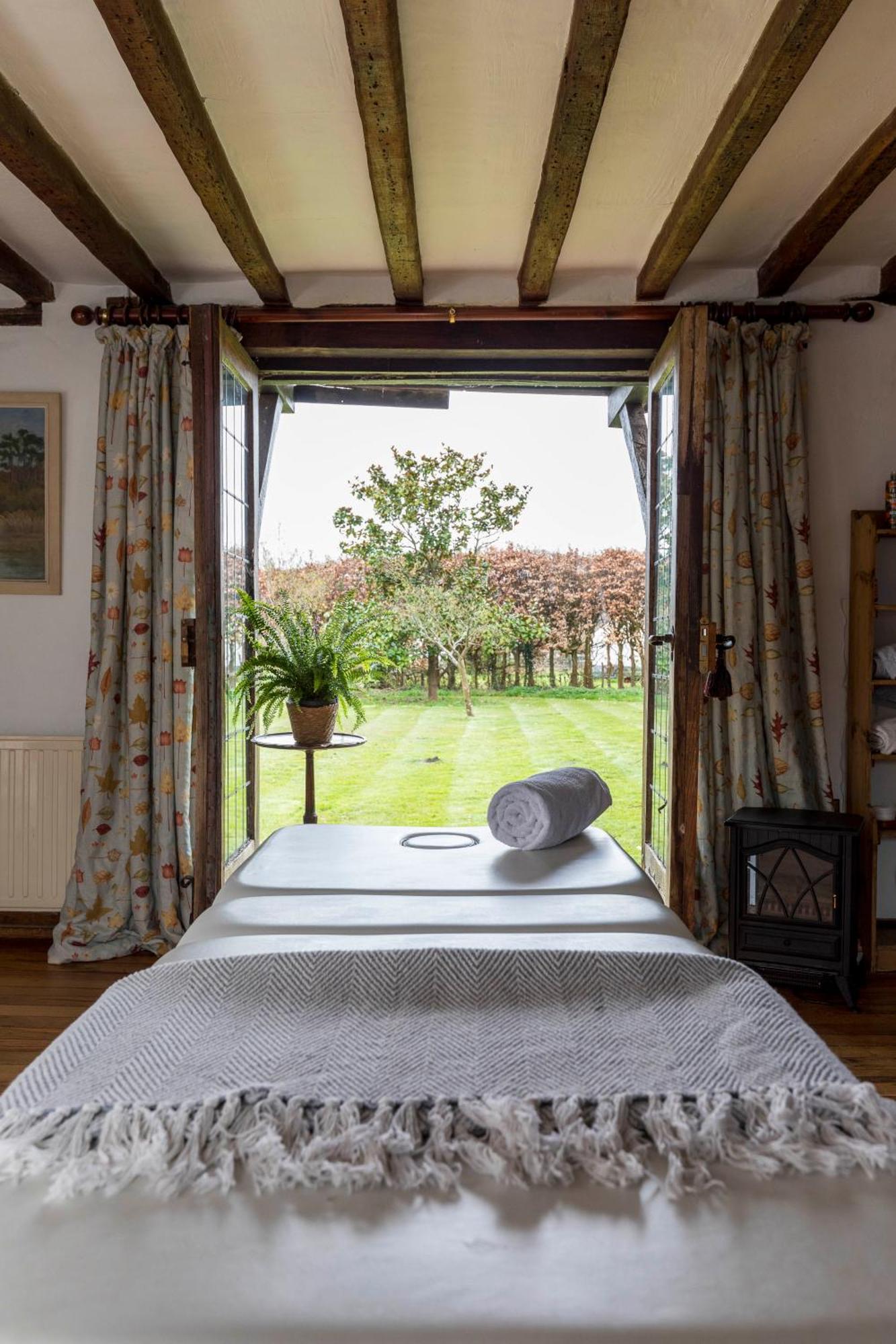 The Hideaway-South Downs National Park Apartment Graffham ภายนอก รูปภาพ